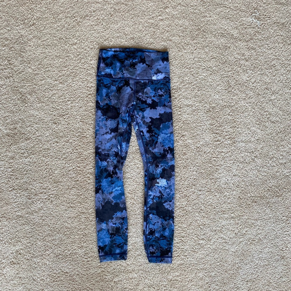 lululemon size 4 wonder unders 7/8 length
